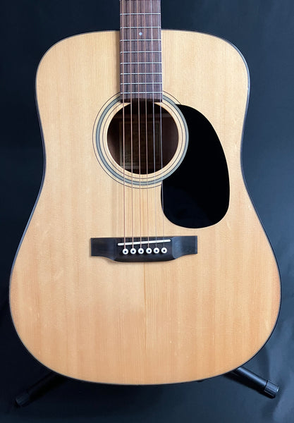 Recording King RD-318 Aged Adirondack Dreadnought Acoustic Guitar Natural