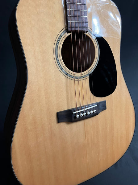 Recording King RD-318 Aged Adirondack Dreadnought Acoustic Guitar Natural