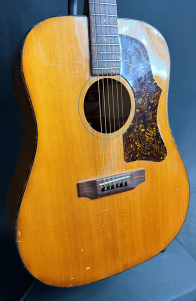 Vintage 1970's Gibson J-40 Dreadnought Acoustic Guitar Natural w/ Case