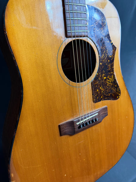 Vintage 1970's Gibson J-40 Dreadnought Acoustic Guitar Natural w/ Case