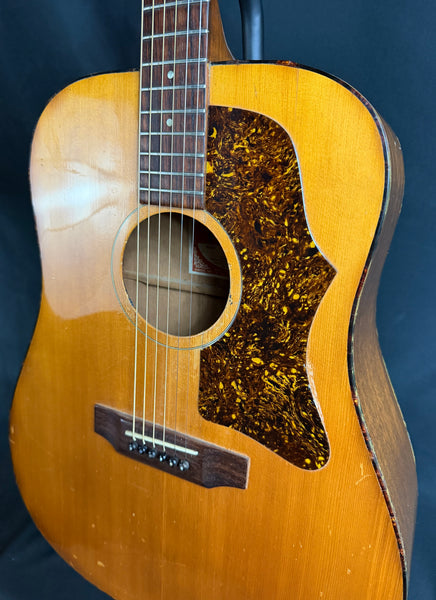 Vintage 1970's Gibson J-40 Dreadnought Acoustic Guitar Natural w/ Case