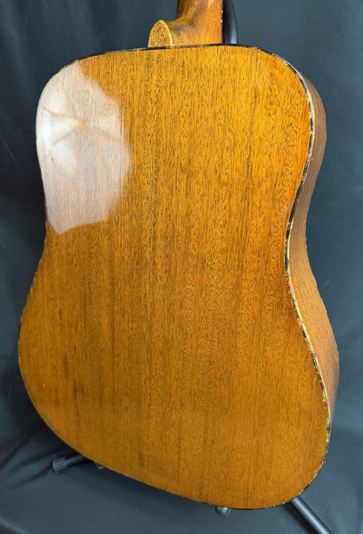 Vintage 1970's Gibson J-40 Dreadnought Acoustic Guitar Natural w/ Case