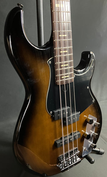 Yamaha BB734A Broad Bass 4-String Bass Guitar Dark Coffee Sunburst w/ Gig Bag (069)