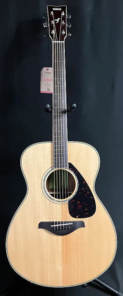 Yamaha FS830 Solid Top Concert Acoustic Guitar Gloss Natural Finish