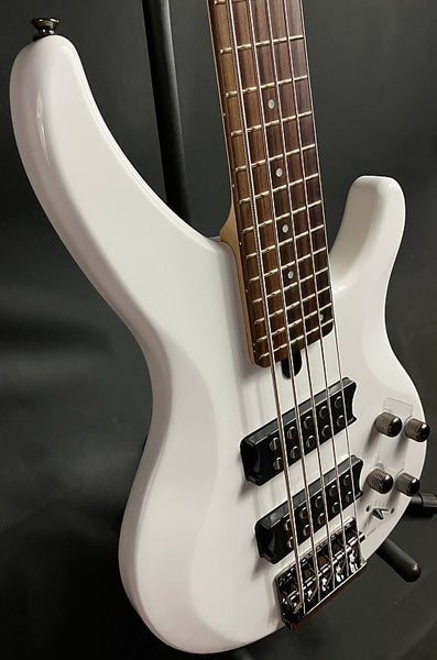 Yamaha TRBX305WH 5-String Electric Bass Guitar Gloss White Finish