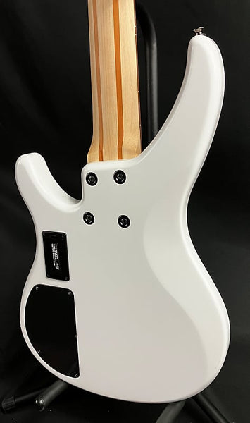 Yamaha TRBX305WH 5-String Electric Bass Guitar Gloss White Finish