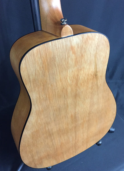 Yamaha JR1 3/4 Size Travel Acoustic Guitar with Gig Bag