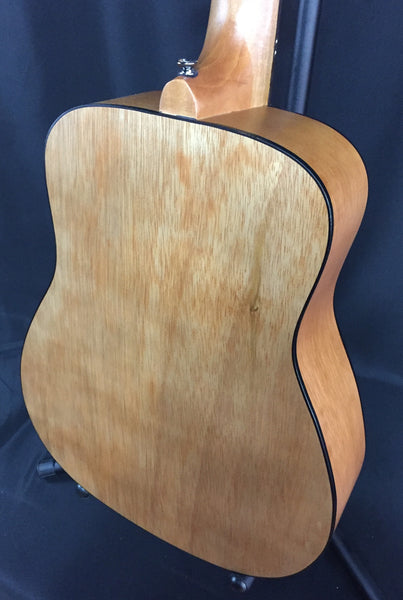 Yamaha JR1 3/4 Size Travel Acoustic Guitar with Gig Bag