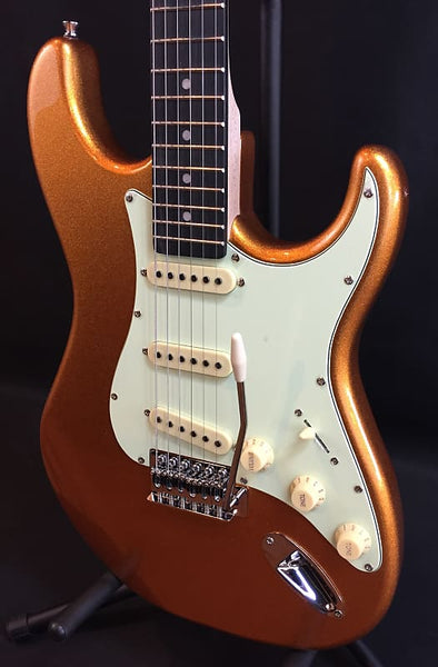 Tagima TG-500MGY Strat-Style Electric Guitar Metallic Gold Yellow Finish