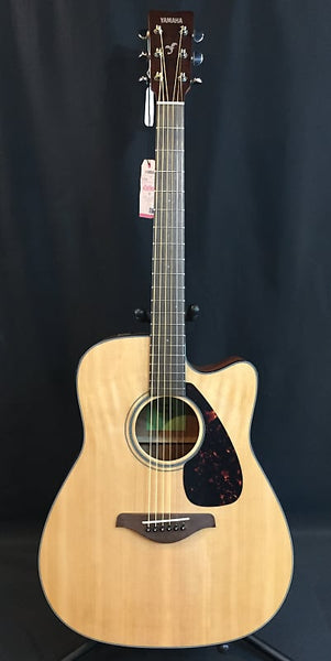 Yamaha FGX800C Solid Top Cutaway Acoustic-Electric Guitar Gloss Natural Finish